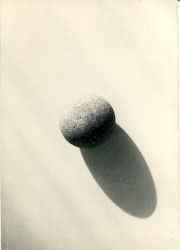 Stone by 鈴木昭男