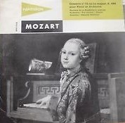 Concerto 23 la majeur K.488 by Mozart ;   Monique de La Bruchollerie ,   Orchestre "Pro musica", Vienne , direction :   Heinrich Hollreiser